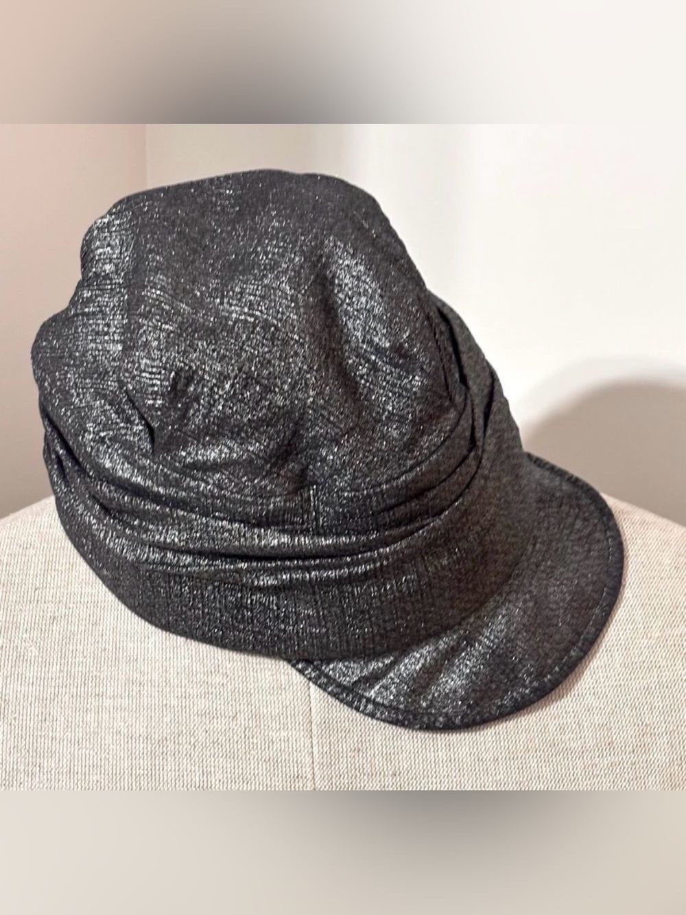 UBI Women’s Vintage Silver Metallic Black Newsboy Hat Merla Glitter Turban